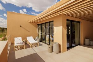 Vida Costeira no Verdelago Resort - QP Savills
