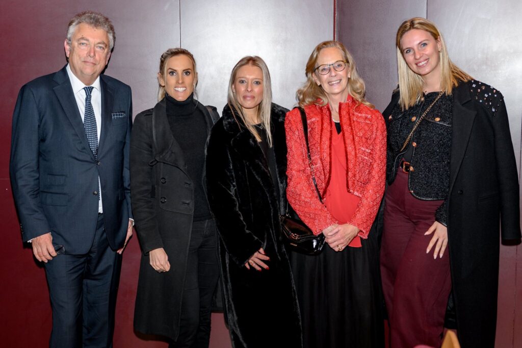 QP Savills luxury property image