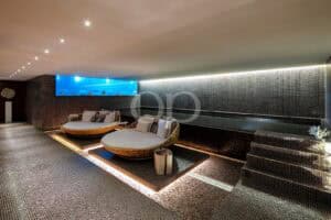 Impressionante moradia à beira do lago na Quinta do Lago, Algarve - QP Savills