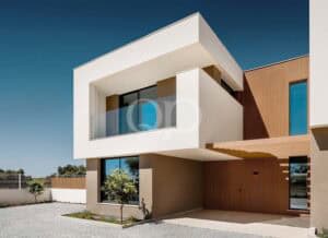 Maisons contemporaines exclusives à Almancil - QP Savills