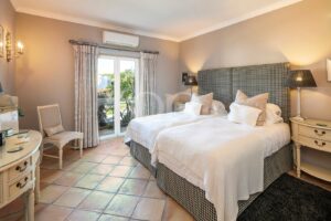 Elegant Family Villa close to Quinta do Lago and Vale do Lobo, Algarve - QP Savills