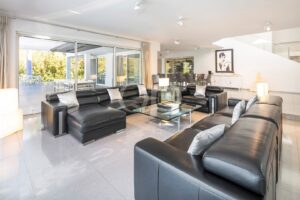 Moradia elegante e privada na Quinta do Lago, Algarve - QP Savills