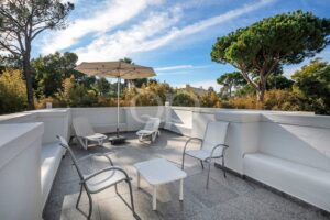 Moradia elegante e privada na Quinta do Lago, Algarve - QP Savills