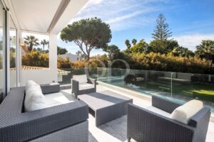 Moradia elegante e privada na Quinta do Lago, Algarve - QP Savills