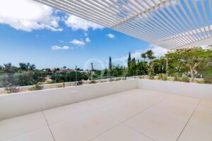 Bien immobilier luxueuse avec deux villas modernes haut de gamme à Vale Formoso34