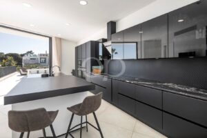 Moderne Villa in erster Reihe mit Blick auf die Ria Formosa und das Meer - QP Savills