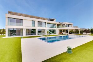 Luxurious Villa in Vilamoura, Algarve - QP Savills