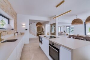 Hochwertige Landvilla in den Hügeln von Loule45