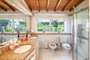 Traditional Villa with Pool in Vale do Lobo, Algarve - QP Savills