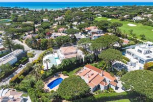 Traditional Villa with Pool in Vale do Lobo, Algarve - QP Savills