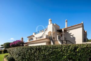 Elegant Apartment in Dunas Douradas Beach Club - QP Savills