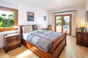 Contemporary Villa with Sea Views in Quinta das Raposeiras - QP Savills