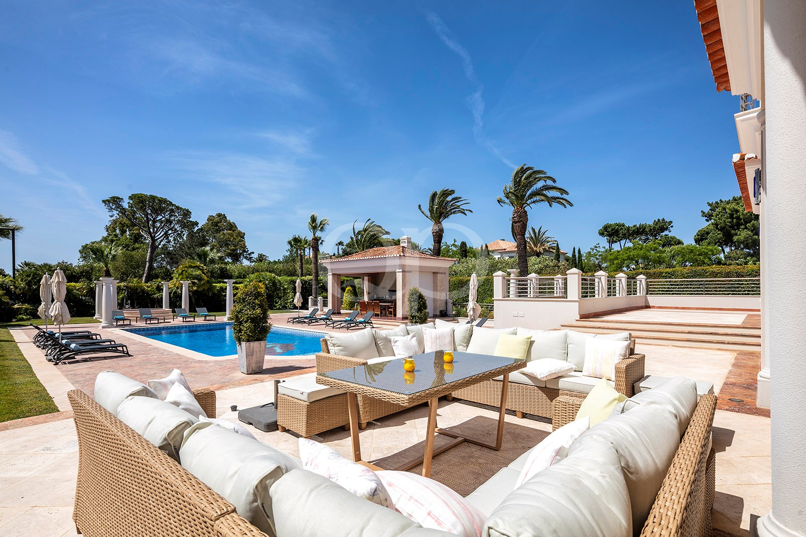 Superbe propriété avec vue sur le golf et la Ria Formosa à Quinta do Lago - QP Savills
