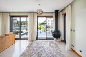 Apartamento moderno no Vale do Lobo Resort, Algarve - QP Savills