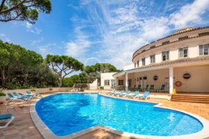 Elegantes Apartment im Pinheiros Altos Resort, Quinta do Lago - QP Savills