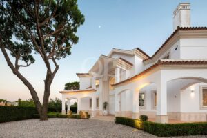 Atemberaubende Villa in Quinta do Lago, Algarve - QP Savills