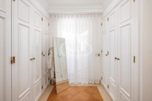 Closet bedroom 2