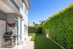 Moradia familiar perto da praia e da Quinta do Lago - QP Savills