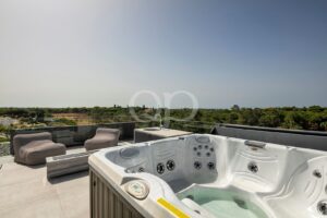 Modernes Reihenhaus in Endlage in Vilas Alvas, Algarve – QP Savills