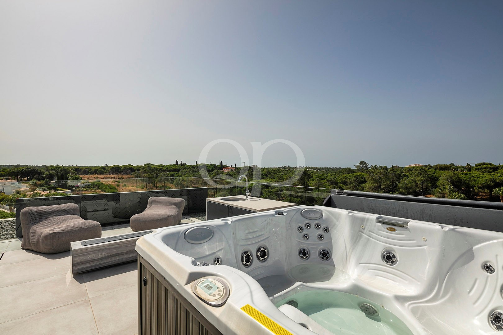 Modernes Reihenhaus in Endlage in Vilas Alvas, Algarve – QP Savills