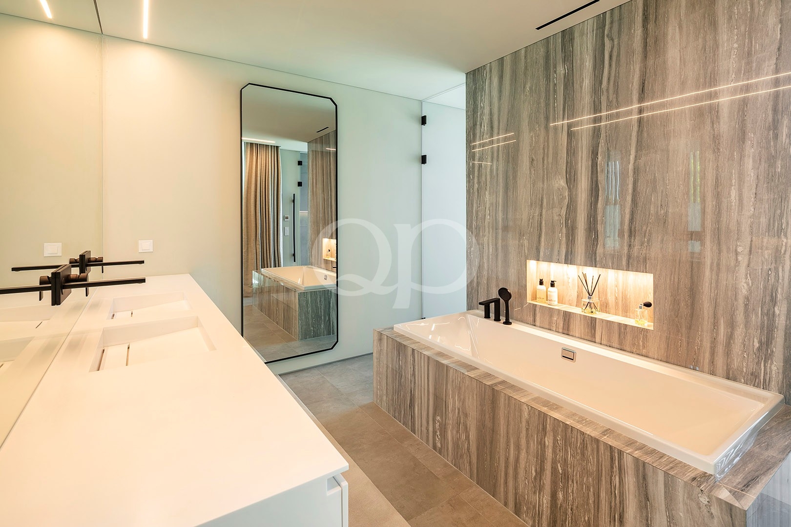 Modernes Reihenhaus in Endlage in Vilas Alvas, Algarve – QP Savills