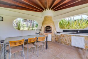 Wunderschöne Villa im Herzen von Quinta do Lago - QP Savills