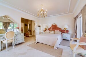 Wunderschöne Villa im Herzen von Quinta do Lago - QP Savills