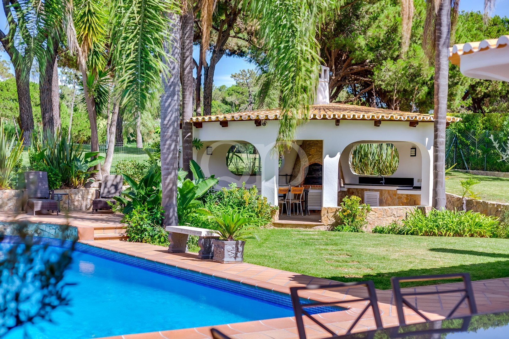 Wunderschöne Villa im Herzen von Quinta do Lago - QP Savills