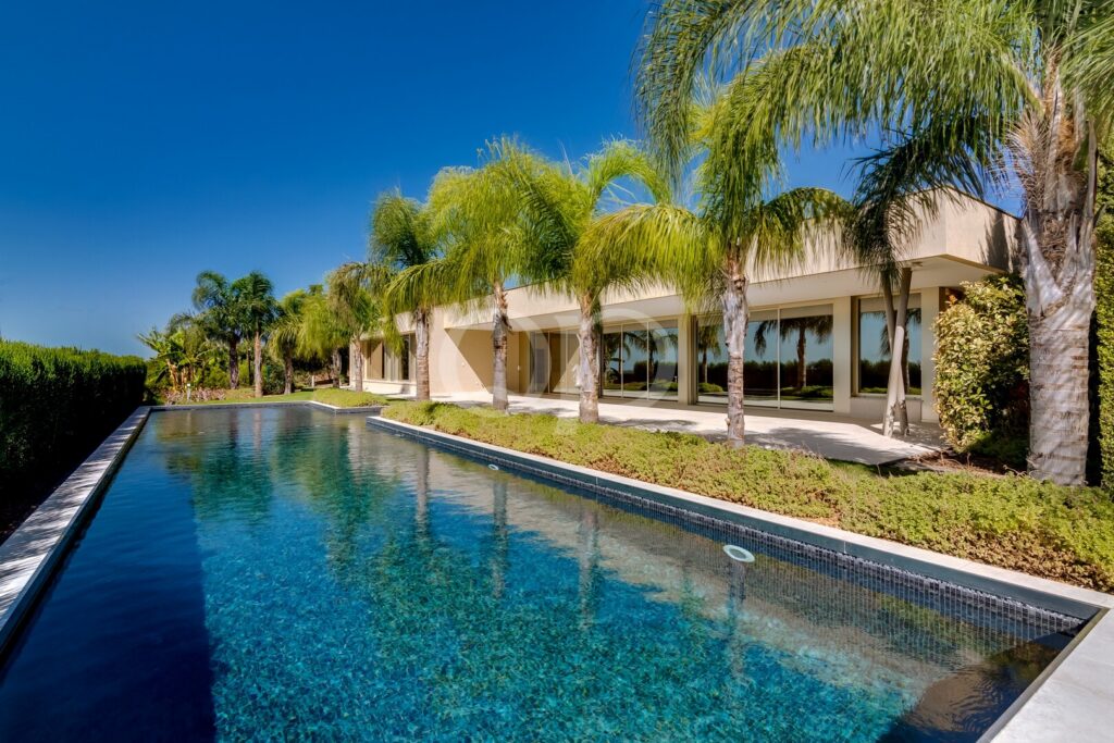 Modern Self-Sustainable Villa43