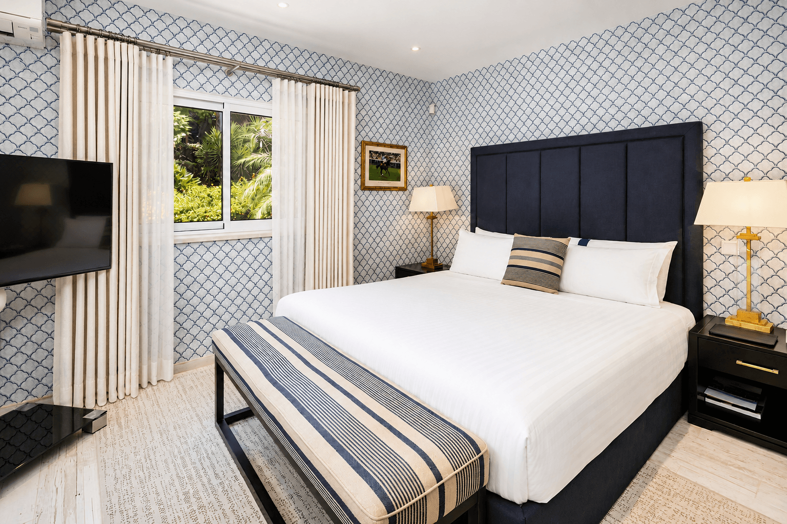 Moradia circular de estilo único na Quinta do Lago - QP Savills