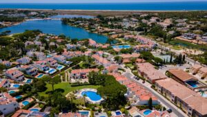 Lovely Townhouse in Quinta do Lago, Algarve - QP Savills