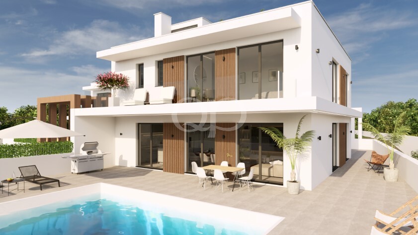 Élégante villa contemporaine dotée de grandes baies vitrées et d'espaces de vie accueillants au bord de la piscine