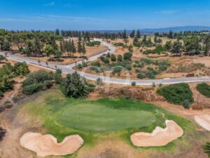 Building plot overlooking golf course and surrounding countryside