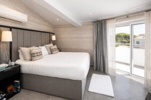 Bedroom with private terrace access