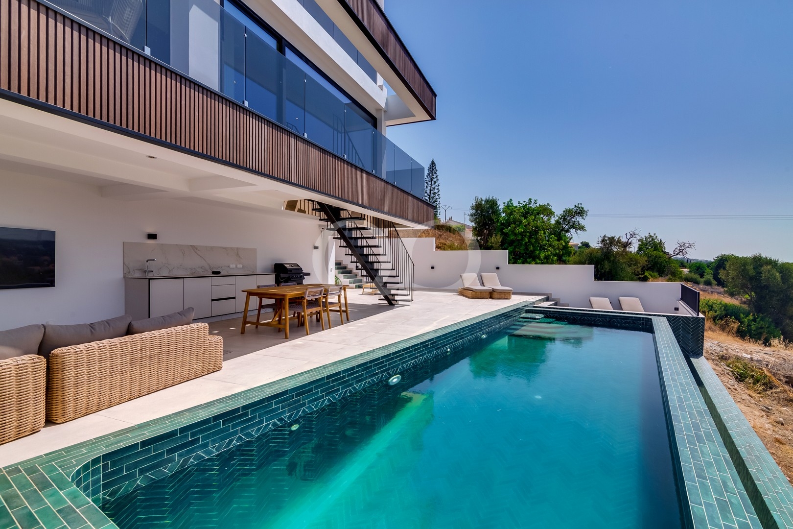 Villa contemporaine avec vue sur la mer près d'Almancil, en Algarve - QP Savills