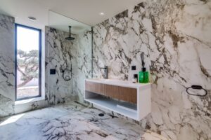Villa contemporaine avec vue sur la mer près d'Almancil, en Algarve - QP Savills