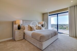 Villa contemporaine avec vue sur la mer près d'Almancil, en Algarve - QP Savills