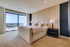 Villa contemporaine avec vue sur la mer près d'Almancil, en Algarve - QP Savills