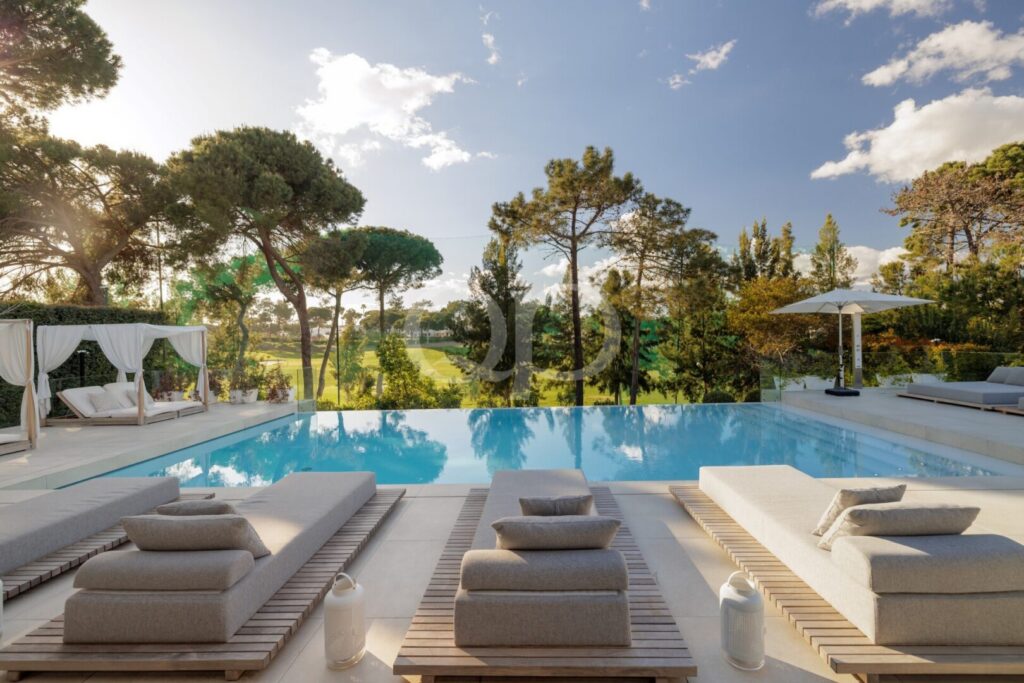 Luxury Villa with Private Pool in Golfe Leste, Quinta do Lago