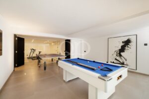 Games Room with Pool Table