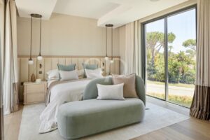 Chambre double lumineuse avec accès au jardin