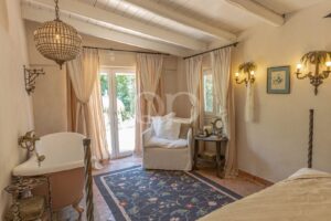 Moradia tradicional na zona rural de Estoi, Algarve - QP Savills