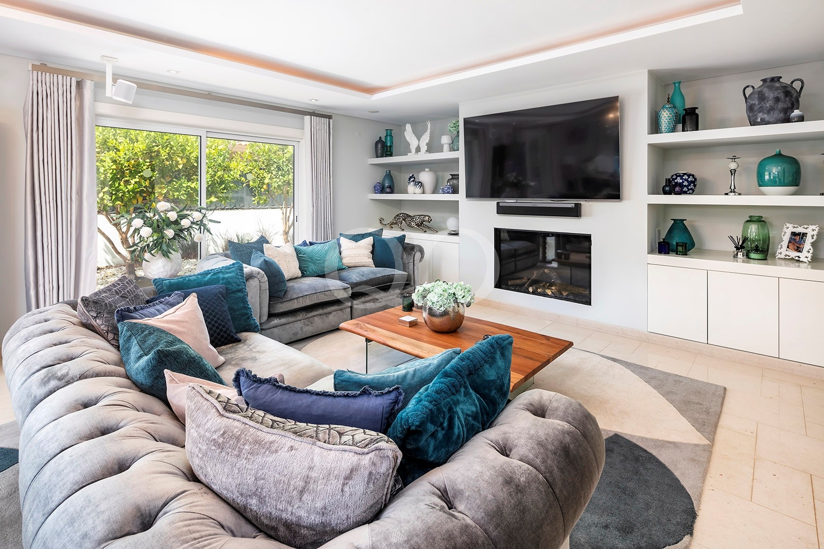 Stylish Family Retreat near the Beach, Algarve - QP Savills