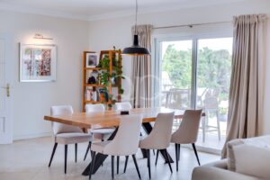 Außergewöhnliche Villa in Quinta das Raposeiras, Algarve – QP Savills