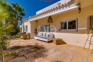 Cosy Villa in Vilamoura24