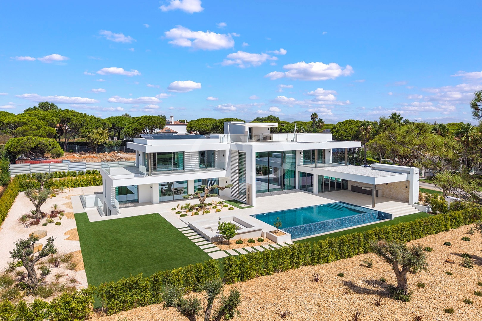 Luxury villa with swimming pool in Quinta do Lago