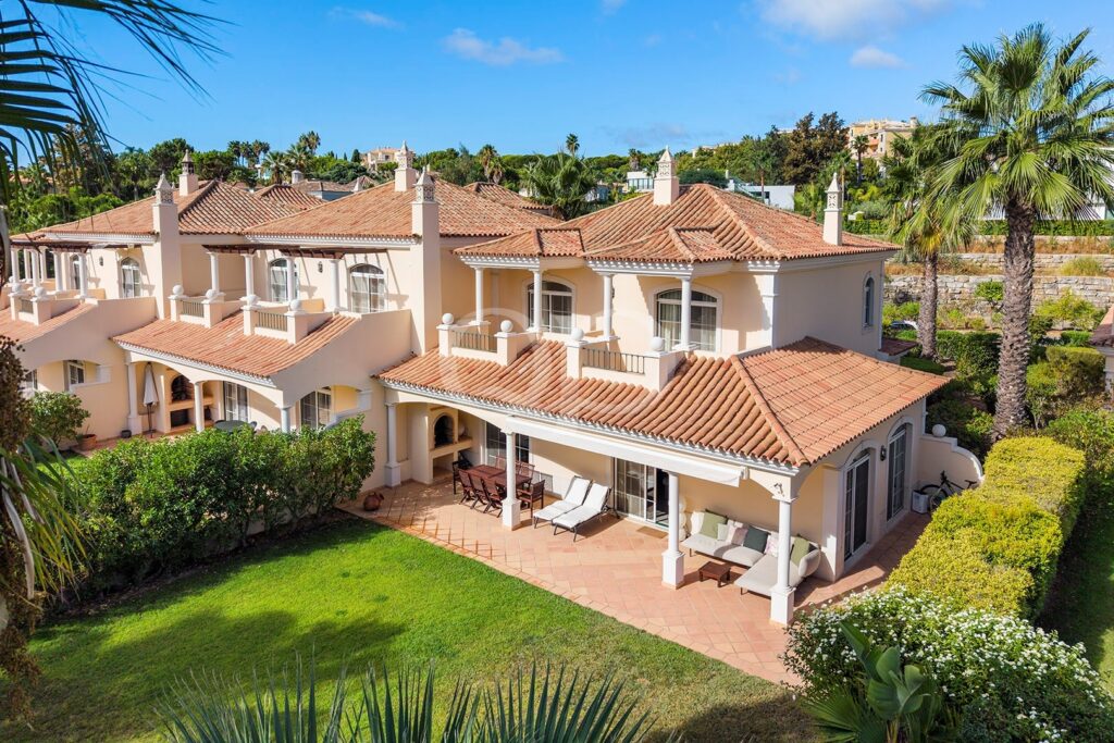 Maison de ville spacieuse à Vale dos Pinheiros, Quinta do Lago
