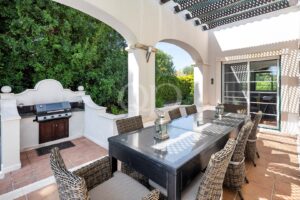 Moradia de estilo mediterrânico em Quinta Verde, Algarve - QP Savills