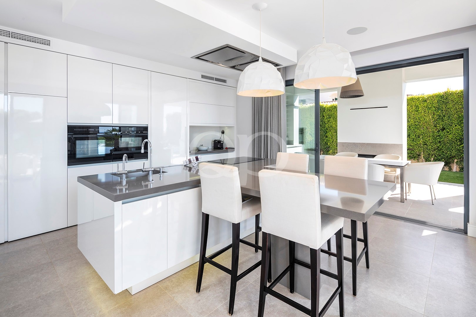 Exceptional Villa by the Sea in Vale do Lobo, Algarve - QP Savills