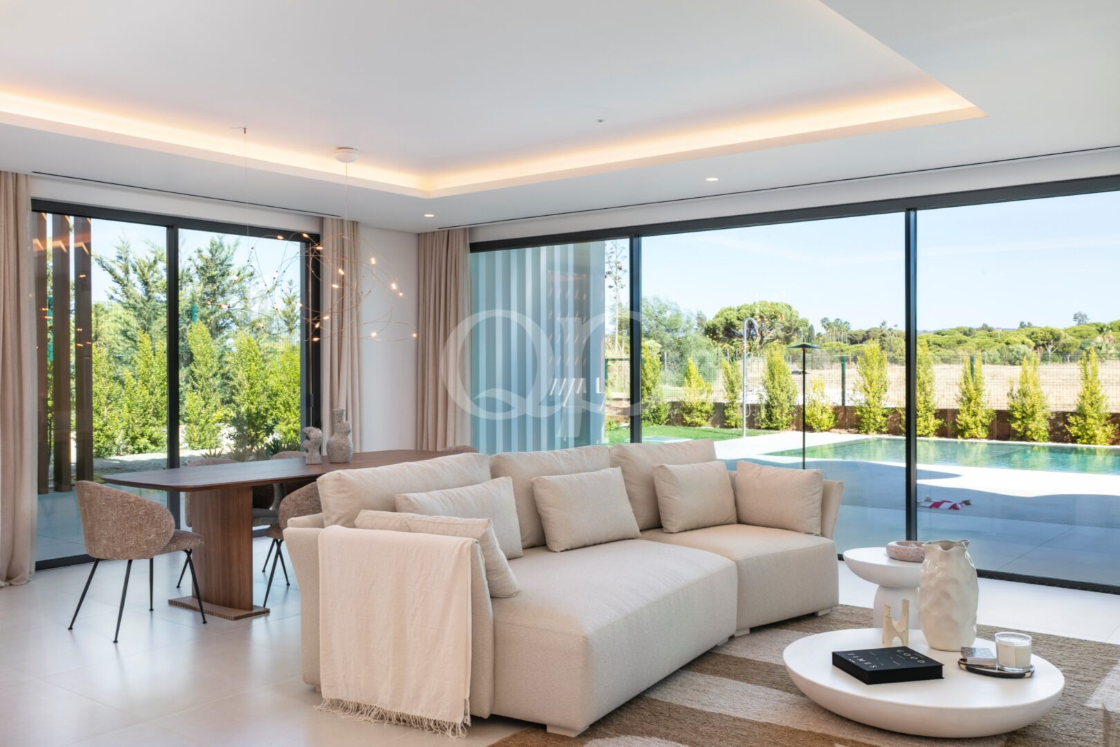 Luxuriöse Villa mit 3 bis 5 Schlafzimmern in Vilamoura – QP Savills